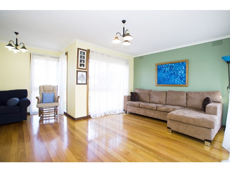 16 Karri Grove, Epping VIC 3076