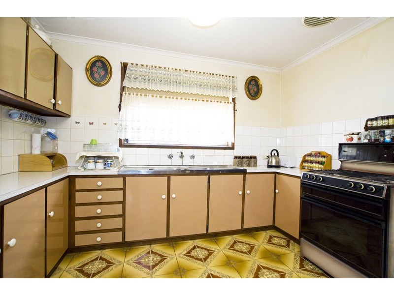 295 Edgars Road, Lalor VIC 3075