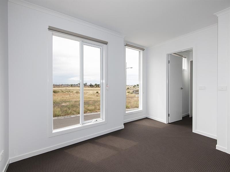 22 Oriano Street, Epping VIC 3076