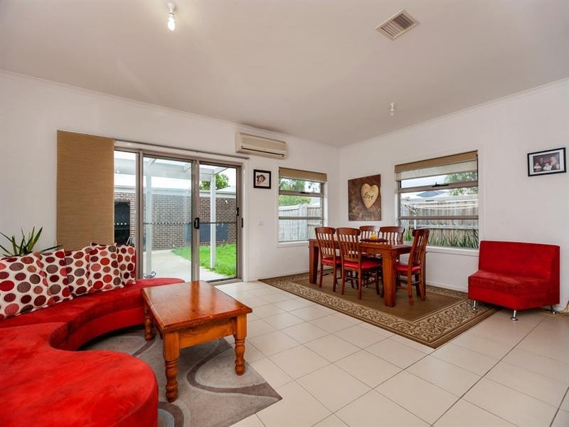 40 Farmhouse Boulevard, Epping VIC 3076