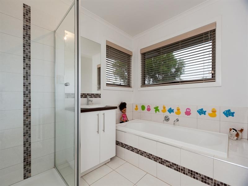 40 Farmhouse Boulevard, Epping VIC 3076