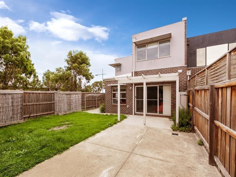 40 Farmhouse Boulevard, Epping VIC 3076