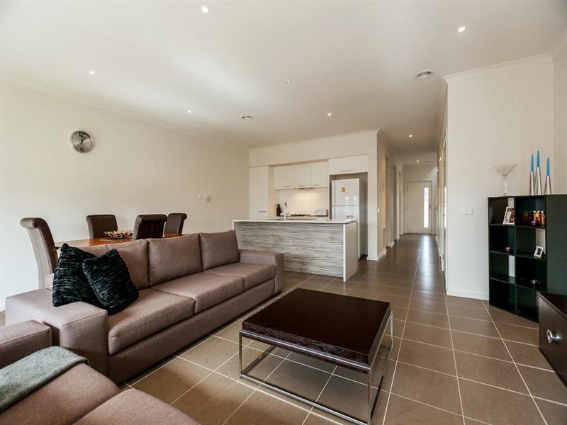 17 Amphion Street, Epping VIC 3076