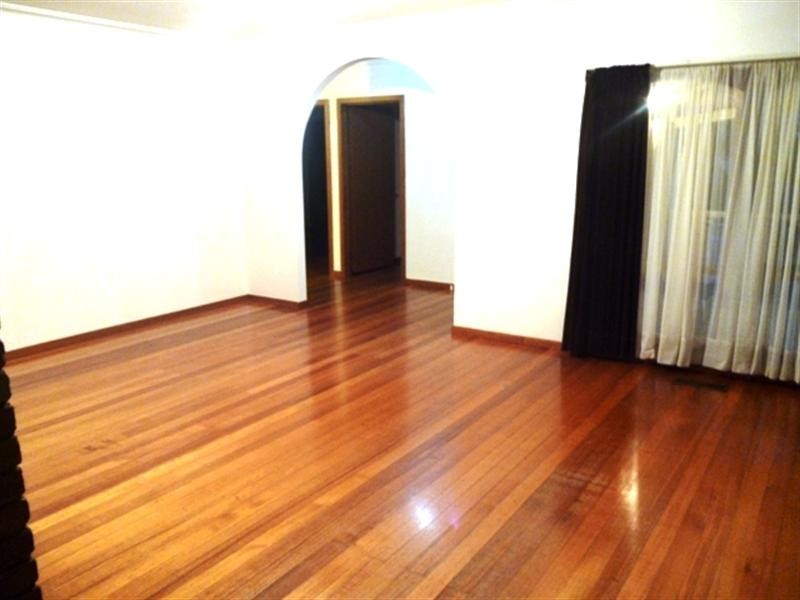 37 Sherwood Drive, Thomastown VIC 3074