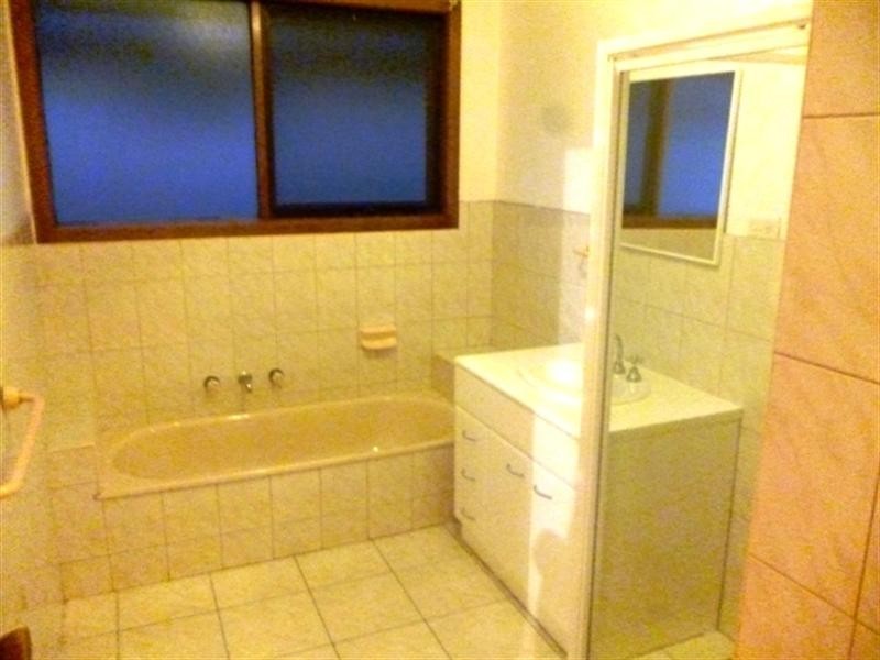 37 Sherwood Drive, Thomastown VIC 3074