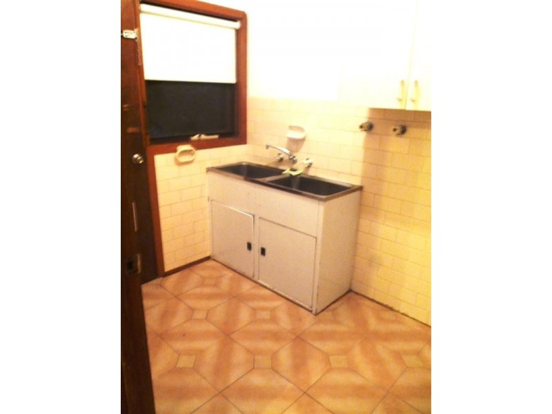 37 Sherwood Drive, Thomastown VIC 3074