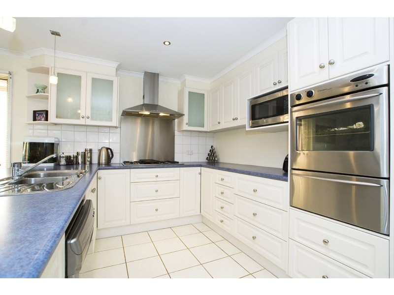 6 Trotting Place, Epping VIC 3076