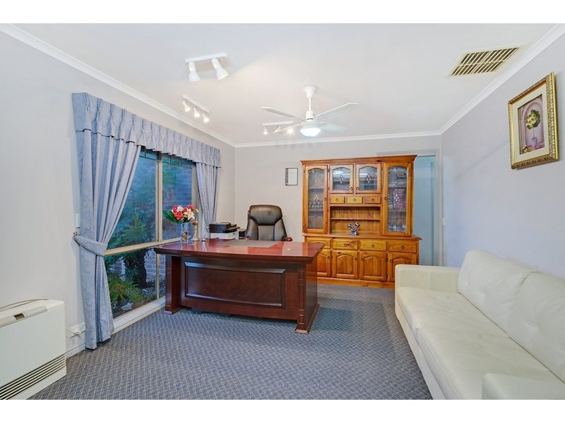 5 Sahra Court, Epping VIC 3076