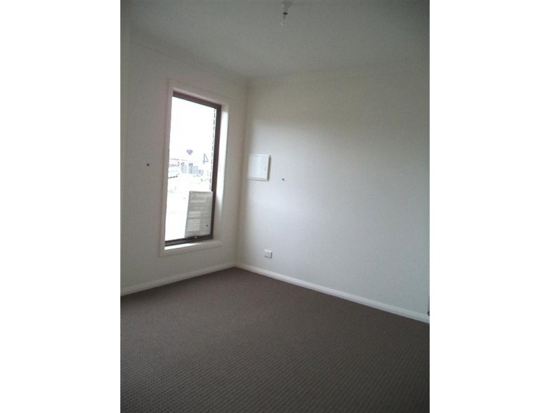 4/59-61 Craigmoor Crescent, Mernda VIC 3754