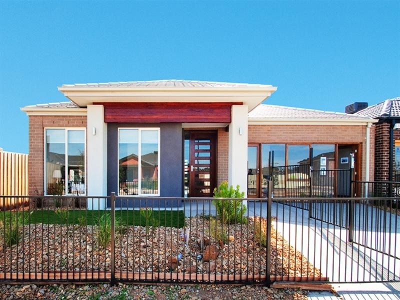 12 Creswick Drive, Epping VIC 3076