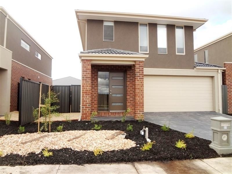 22 Villandry Street, Roxburgh Park VIC 3064
