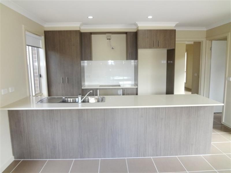 22 Villandry Street, Roxburgh Park VIC 3064