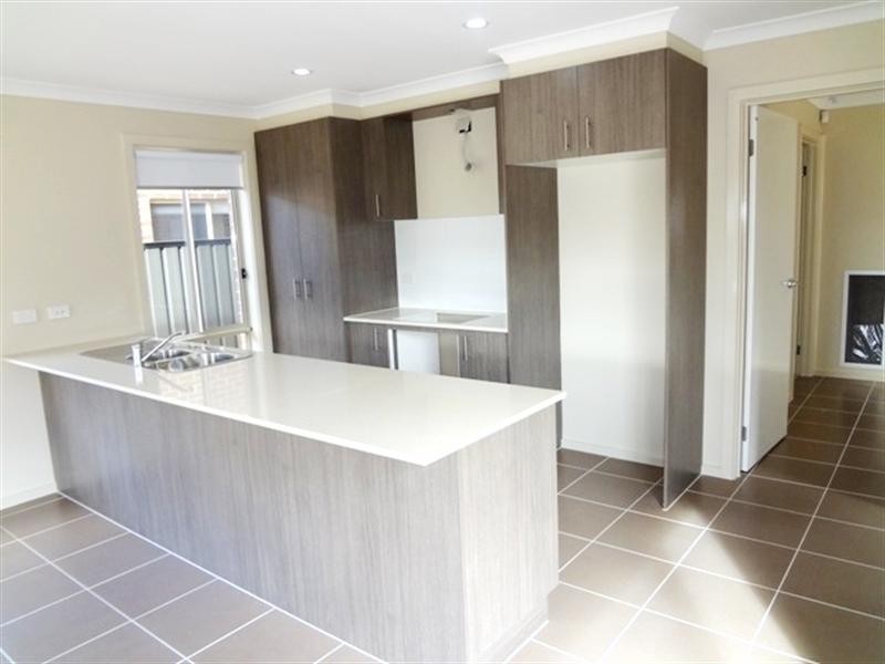 22 Villandry Street, Roxburgh Park VIC 3064
