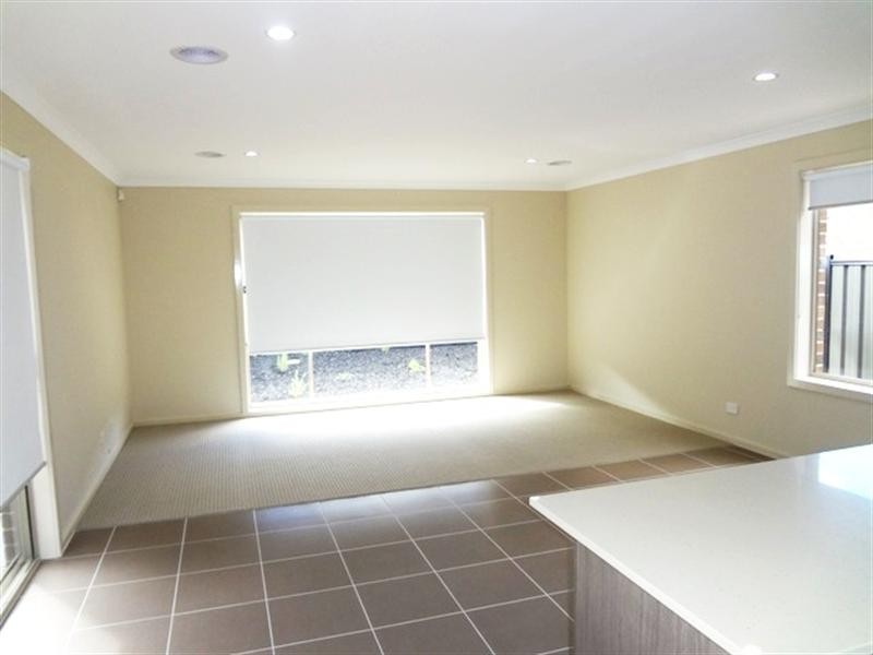 22 Villandry Street, Roxburgh Park VIC 3064