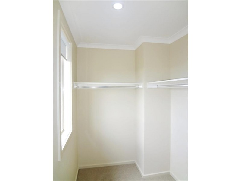 22 Villandry Street, Roxburgh Park VIC 3064
