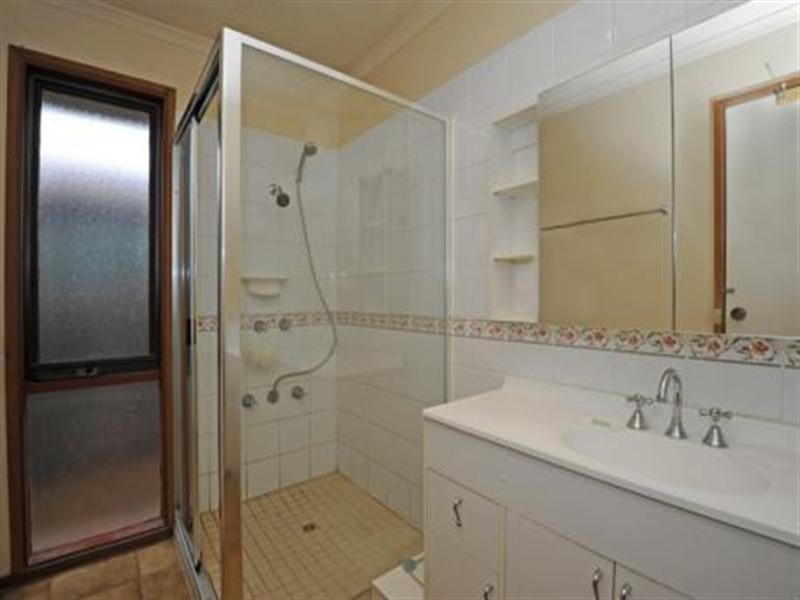 13 Glendale Avenue, Epping VIC 3076