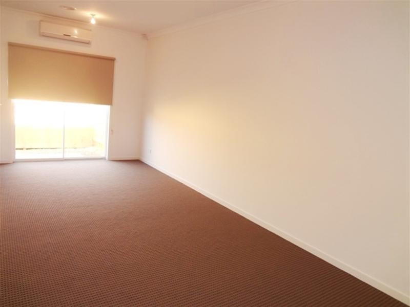 13 Gottloh Street, Epping VIC 3076