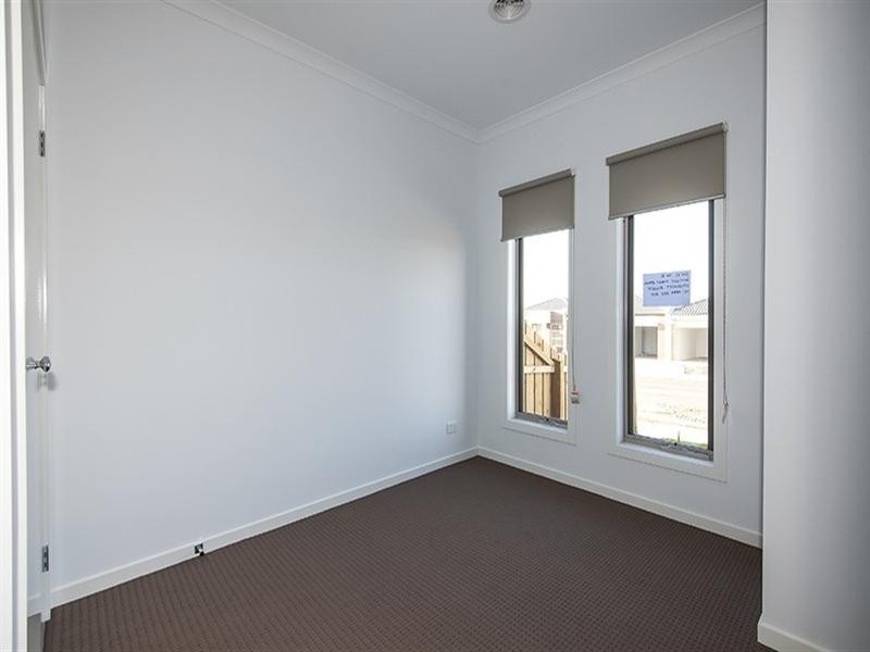 13 Gottloh Street, Epping VIC 3076
