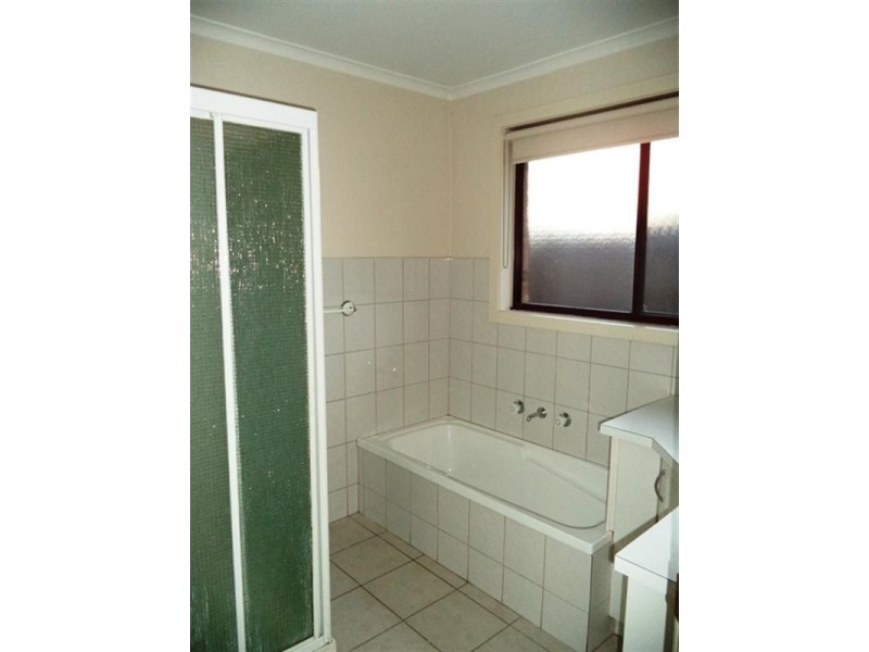 1/22 Norris Crescent, Bundoora VIC 3083