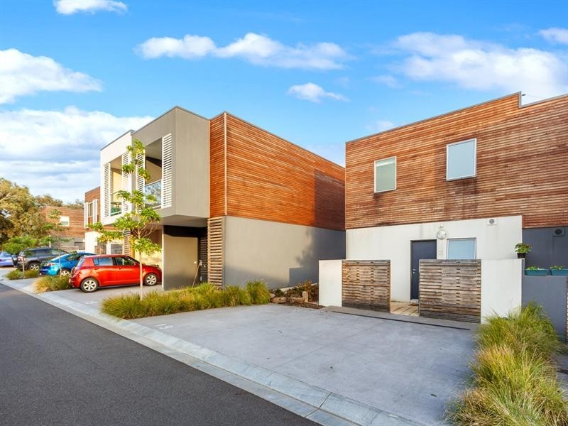 21 Waxflower Crescent, Bundoora VIC 3083