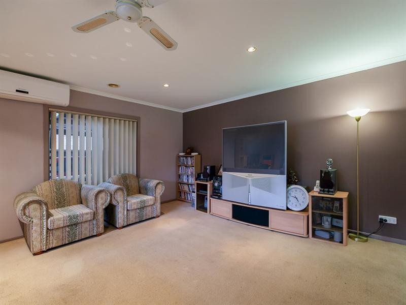 53 Capri Close, South Morang VIC 3752
