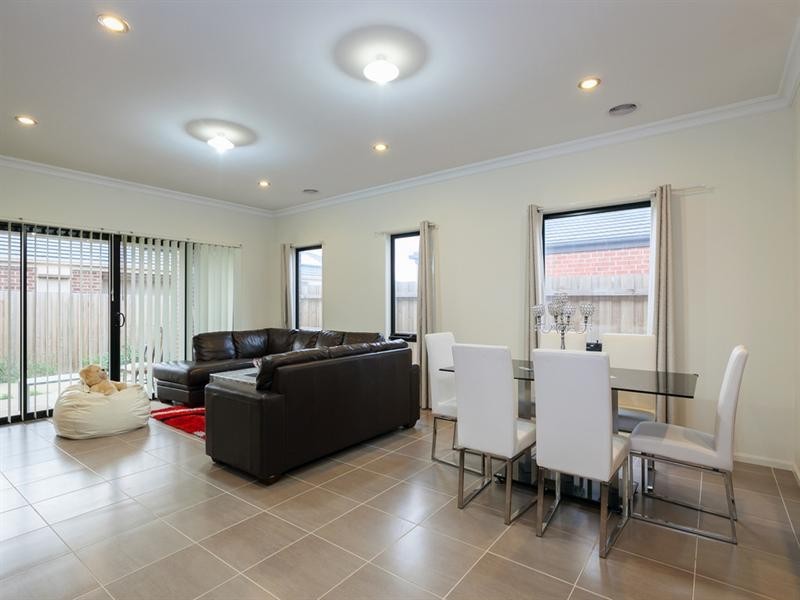 33 Camouflage Drive, Epping VIC 3076