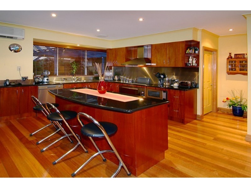 95 Glasgow Avenue, Reservoir VIC 3073