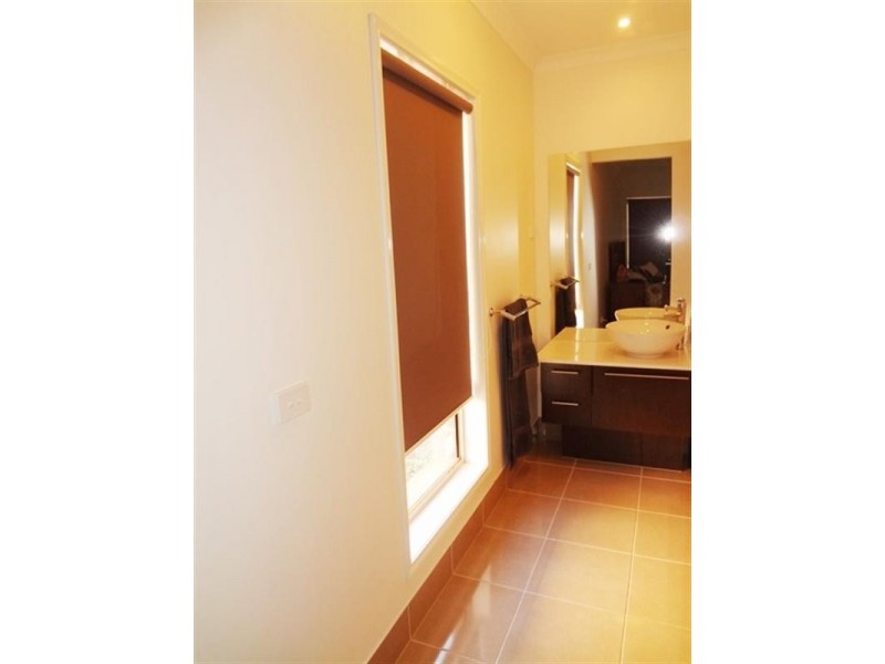 14 Vanin Street, Wollert VIC 3750