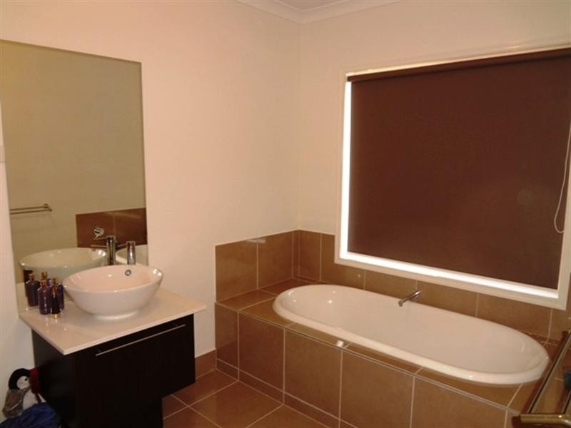 14 Vanin Street, Wollert VIC 3750