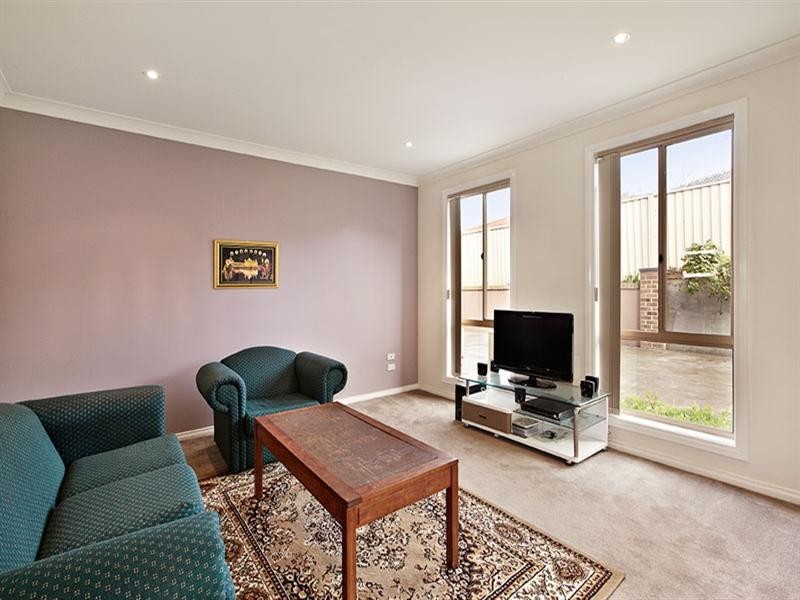 3/17 Simon Court, Epping VIC 3076