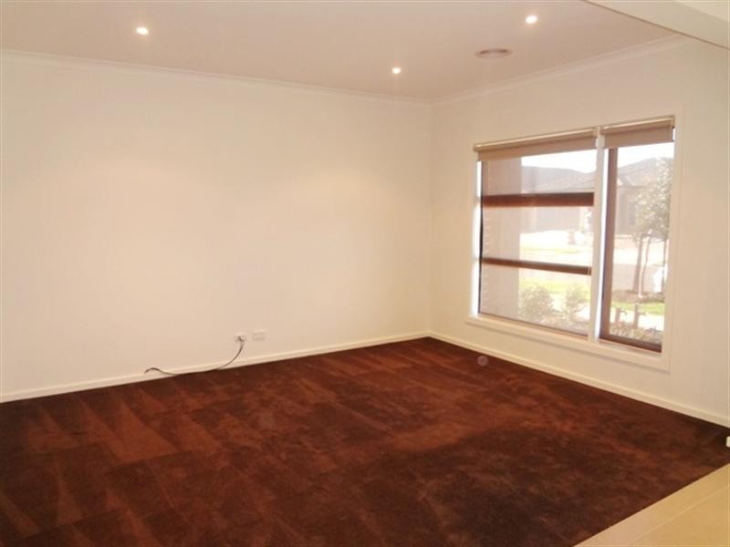 18 Kopi Way, Wollert VIC 3750