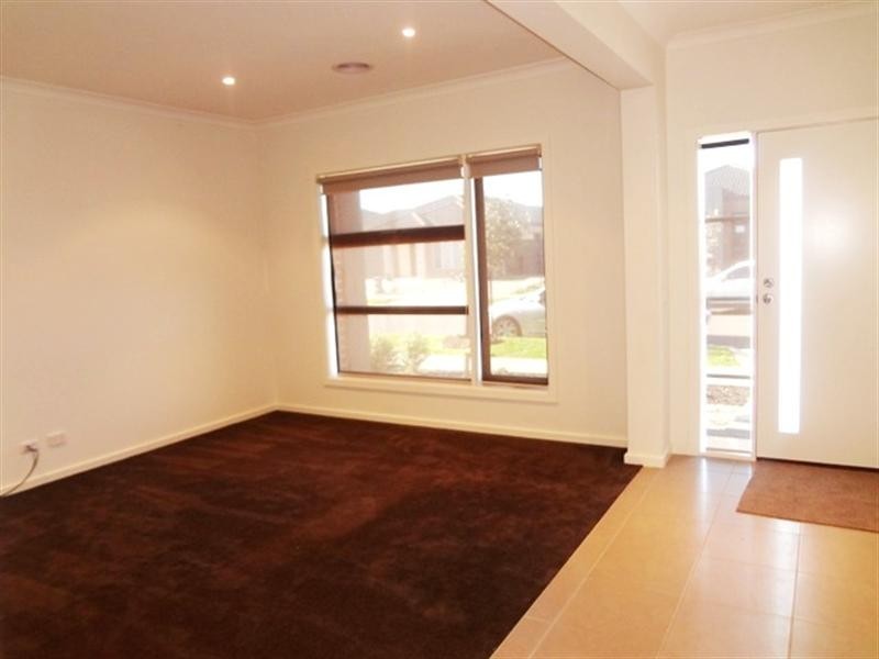 18 Kopi Way, Wollert VIC 3750