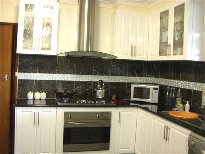 64 Lincoln Drive, Thomastown VIC 3074