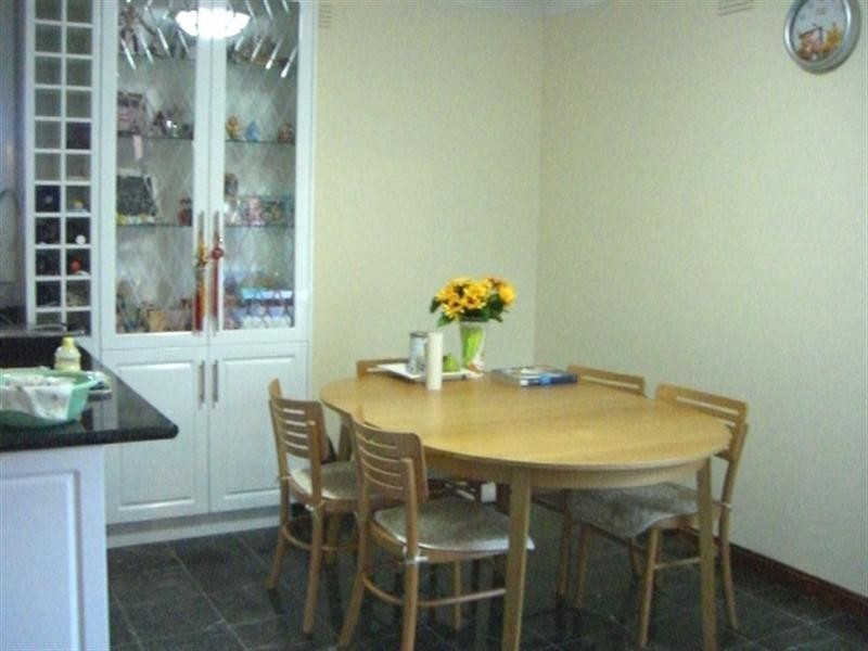 64 Lincoln Drive, Thomastown VIC 3074