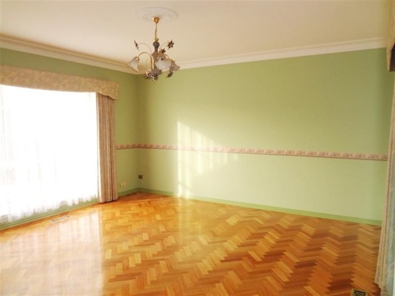 370 Gordons Road, South Morang VIC 3752