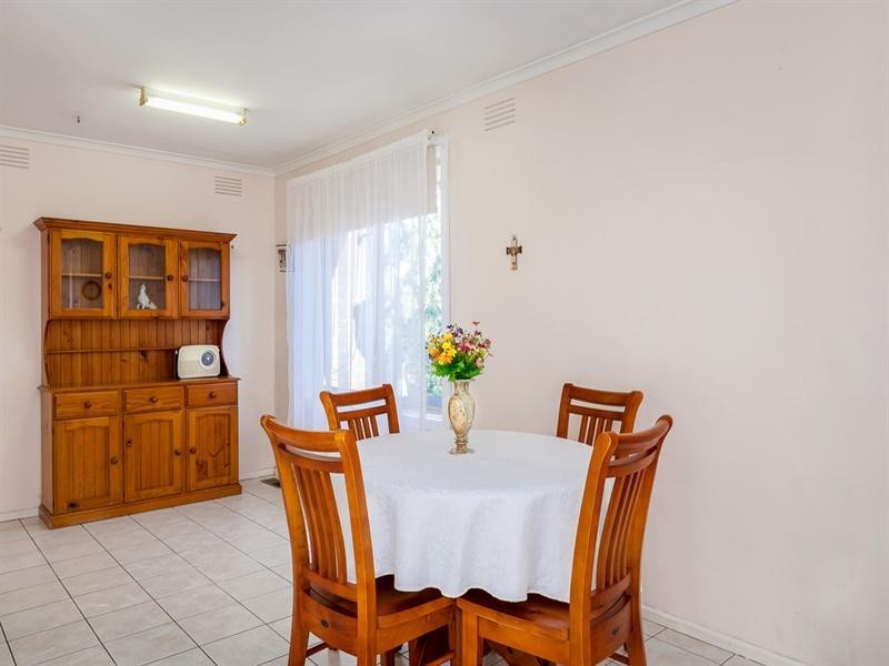 8 Lynch Close, Epping VIC 3076