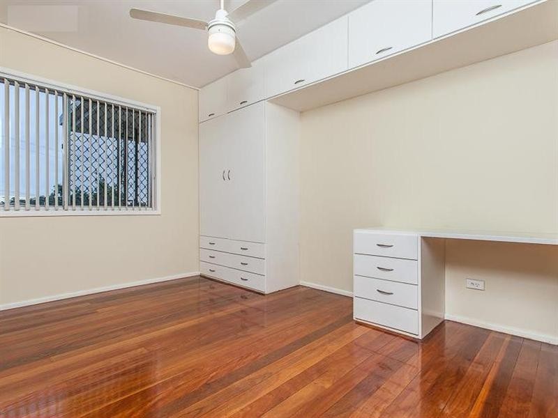 10 Heysen Street, Everton Park QLD 4053