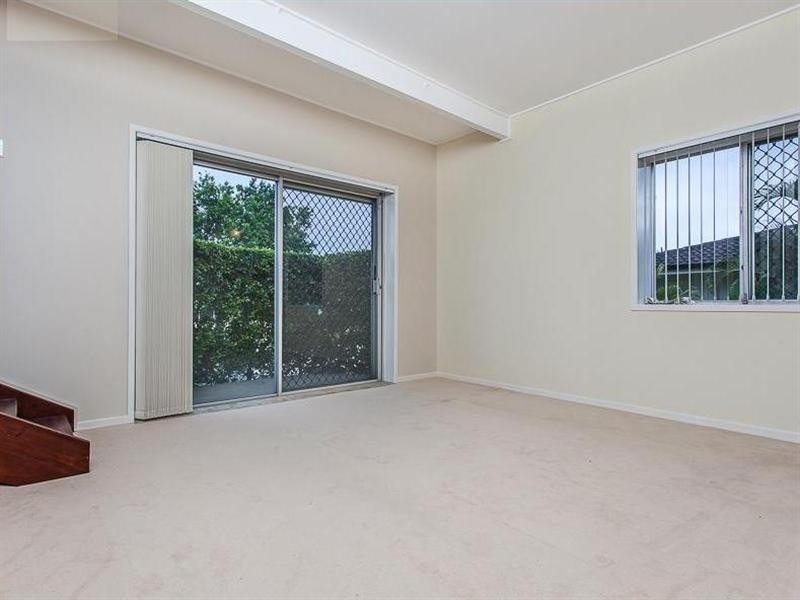 10 Heysen Street, Everton Park QLD 4053