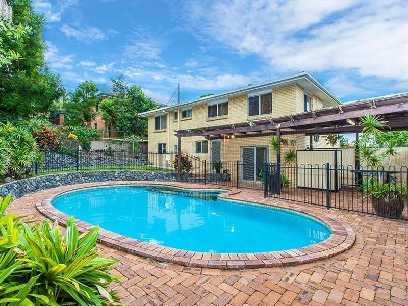 10 Heysen Street, Everton Park QLD 4053