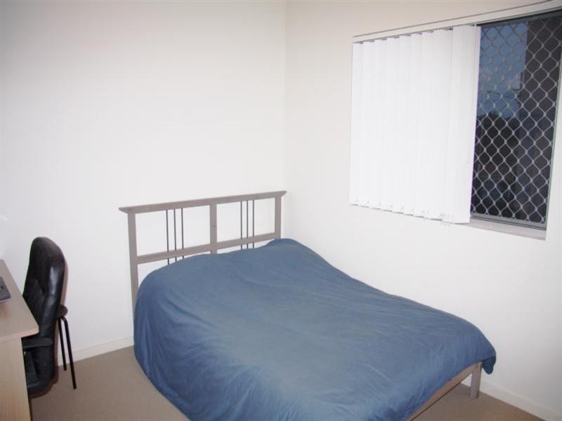 3/2A White Street, Everton Park QLD 4053