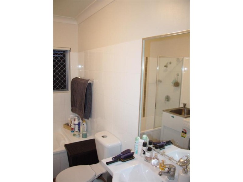 3/2A White Street, Everton Park QLD 4053