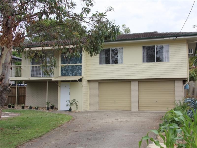 8 Cycas Street, Arana Hills QLD 4054