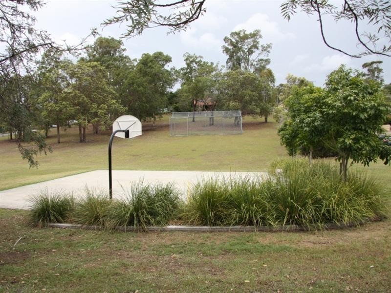 8 Cycas Street, Arana Hills QLD 4054