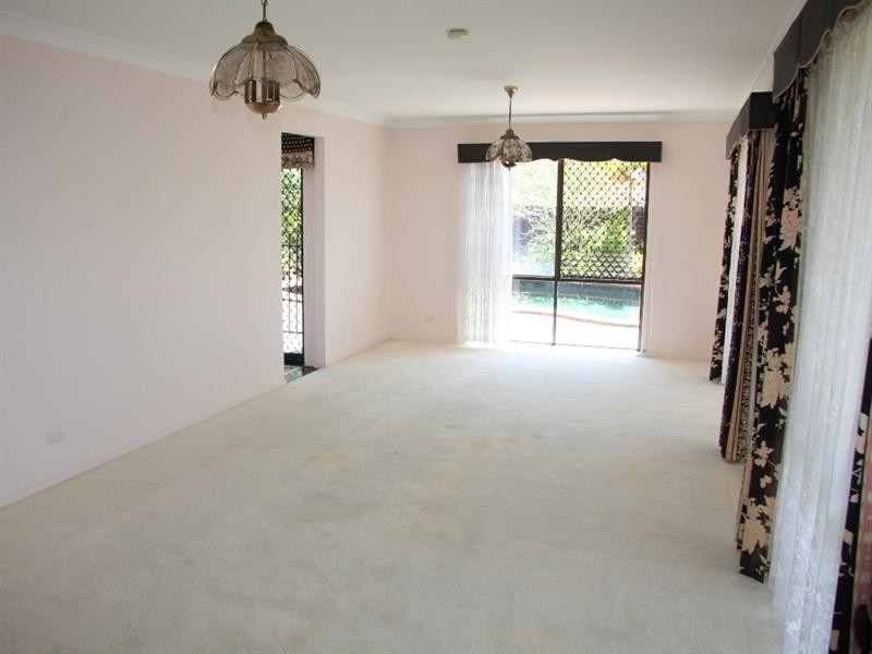 9 Bixby Court, Mcdowall QLD 4053