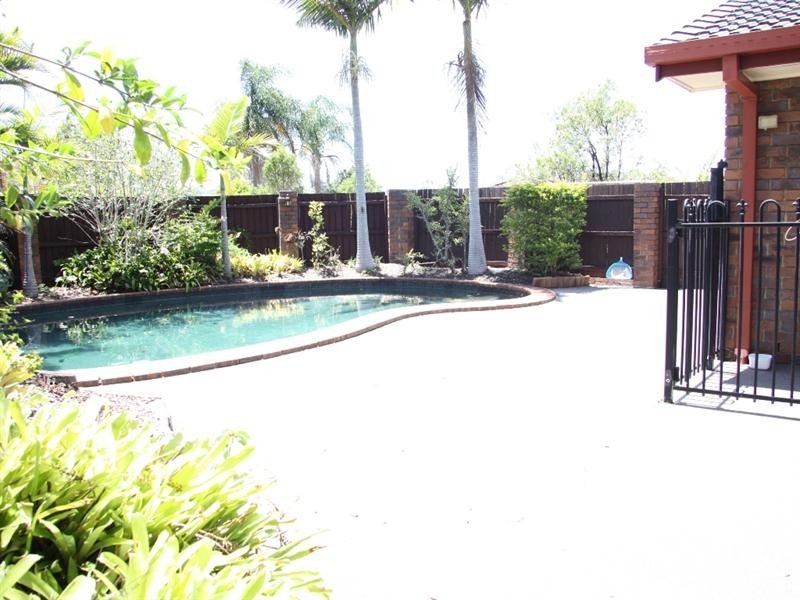 9 Bixby Court, Mcdowall QLD 4053