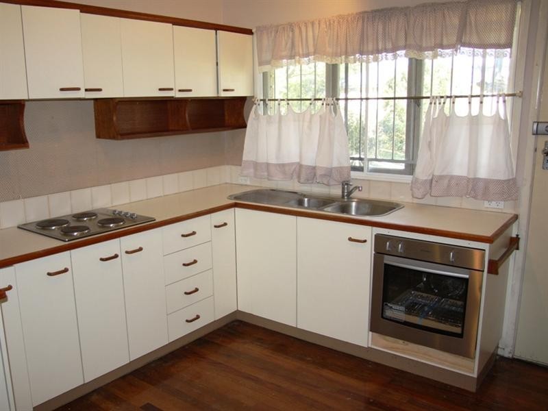 12 Caratel Street, Stafford Heights QLD 4053