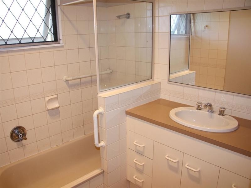 12 Caratel Street, Stafford Heights QLD 4053