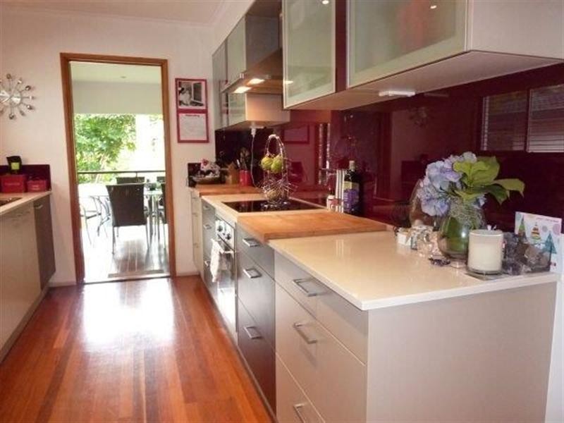 73 Camelia Avenue, Everton Hills QLD 4053