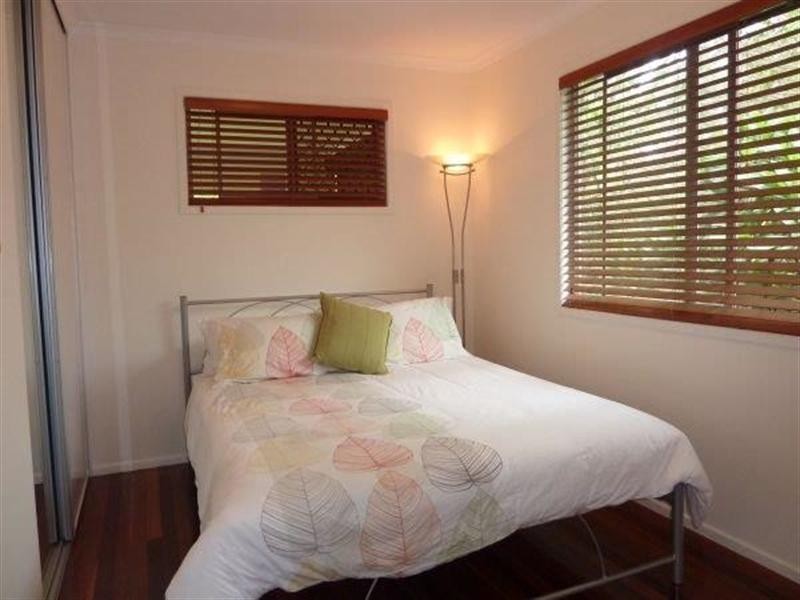 73 Camelia Avenue, Everton Hills QLD 4053