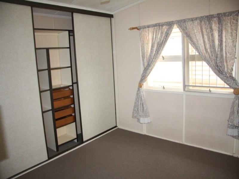 11 Heilbromm Street, Stafford Heights QLD 4053